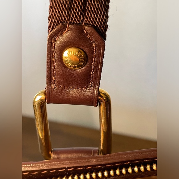 LOUIS VUITTON
Cherry Red Monogram Mini Lin Lucille PM TST Bag - Picture 12 of 12